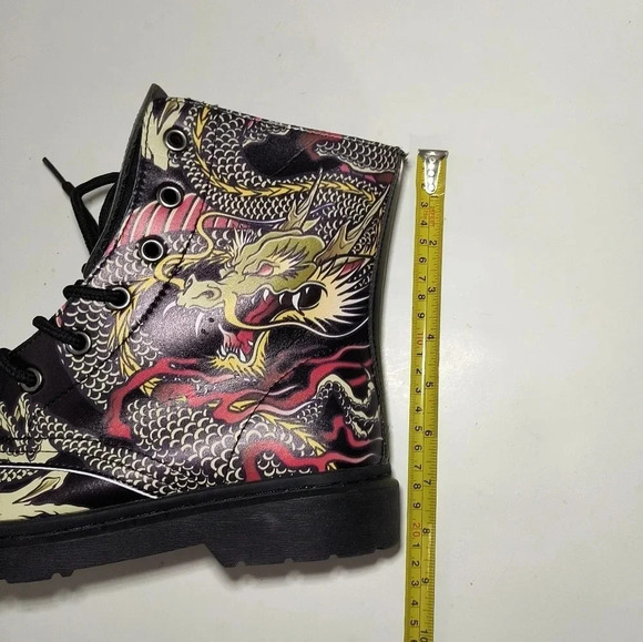 Vibefront Women's (or unisex) Dragon Print Grunge Goth Combat Boots, 8W, 6.5M - Picture 5 of 7